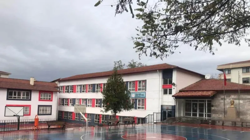 Ankara Ahmet Vefik Paşa Ortaokulu - Ankara Ortaokulları