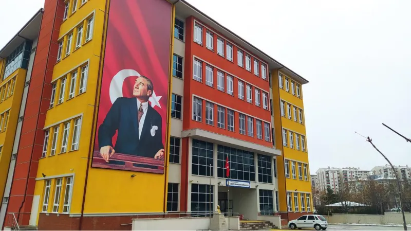 Ankara Şehit Cihan Bayık Ortaokulu - Ankara Ortaokulları