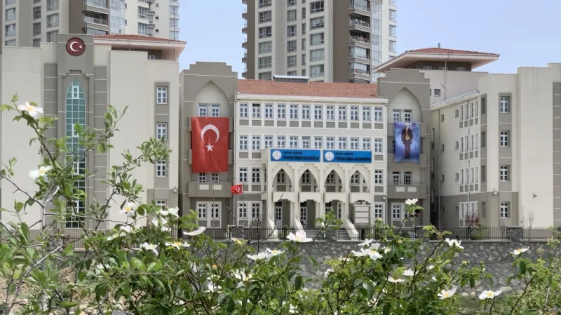 Ankara Yunus Emre Ortaokulu - Ankara Ortaokulları