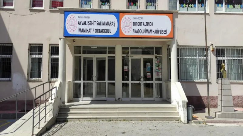 Ankara Ayvalı Şehit Salim Maraş İmam Hatip Ortaokulu - Ankara Ortaokulları
