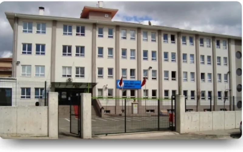 Ankara Sibel-İsmet Çatık Ortaokulu - Ankara Ortaokulları