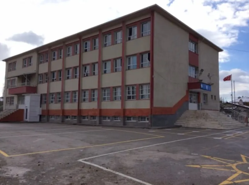 Ankara Alper Tunga Ortaokulu - Ankara Ortaokulları