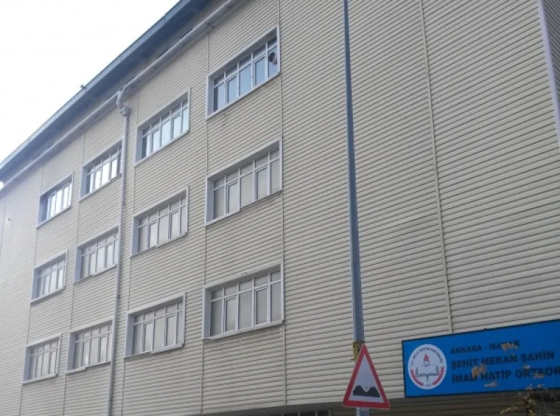 Mamak Şehit Mekan Şahin İmam Hatip Ortaokulu Fotoğrafı