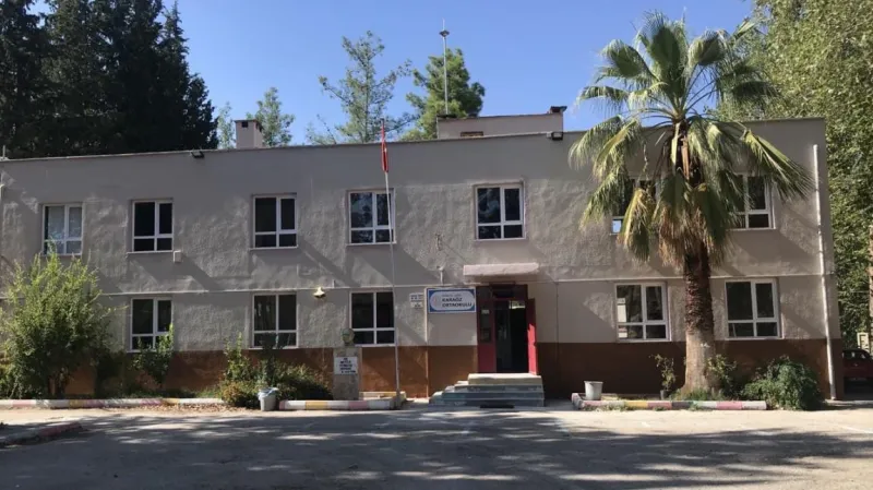 Antalya Karaöz Ortaokulu - Antalya Ortaokulları