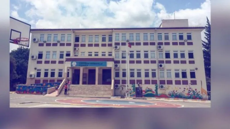 Antalya Yurtpınar Yenimahalle İmam Hatip Ortaokulu - Antalya Ortaokulları