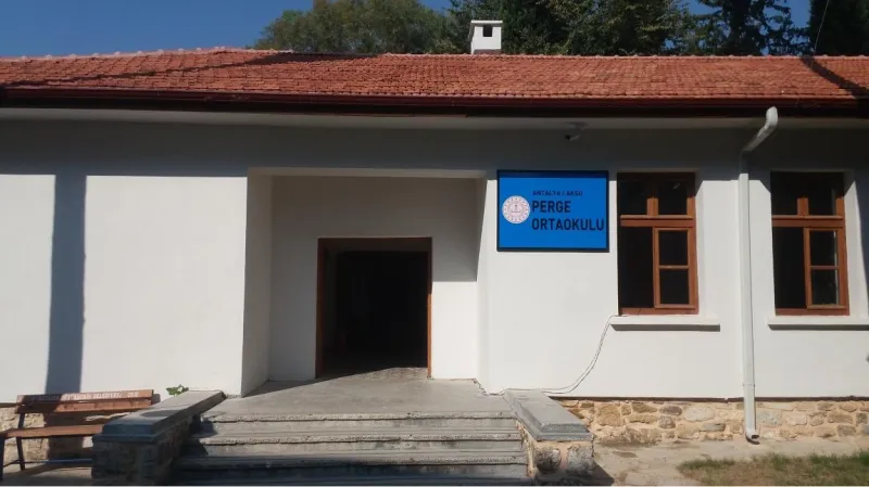 Antalya Aksu Perge Ortaokulu - Antalya Ortaokulları