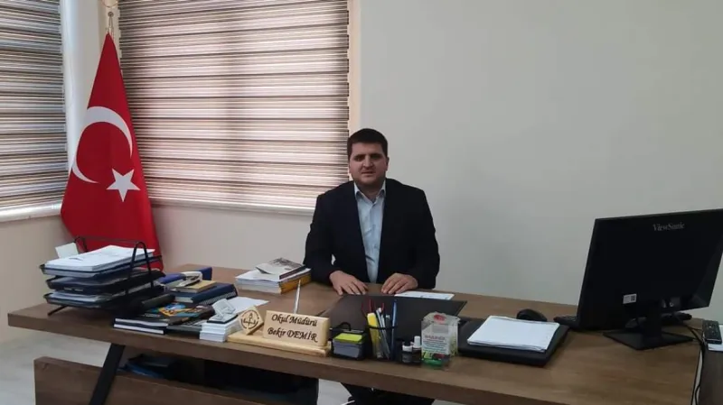 Antalya Milli Eğitim Vakfı Güleç Demirel Ortaokulu - Antalya Ortaokulları