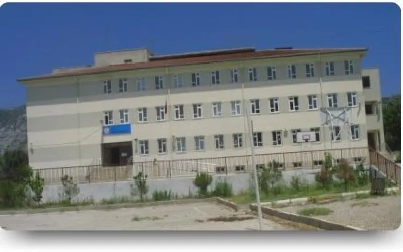 Antalya Killik Şehit Hamza Uzguç Ortaokulu - Antalya Ortaokulları