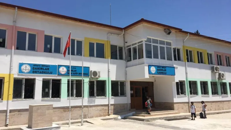 Antalya Çakırlar İmam Hatip Ortaokulu - Antalya Ortaokulları