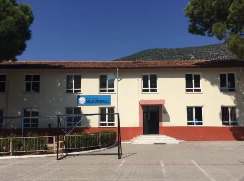 Antalya Salur Ortaokulu - Antalya Ortaokulları
