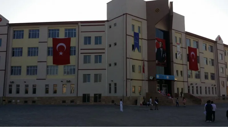 Güzeloba İmam Hatip Ortaokulu Fotoğrafı