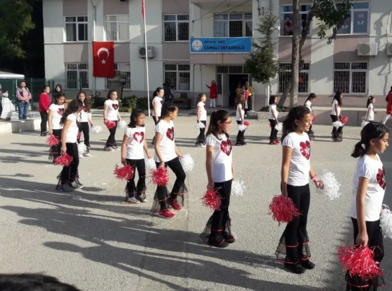 Cumalı Ortaokulu Fotoğrafı
