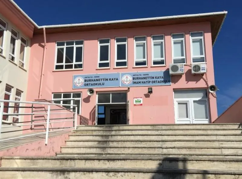 Burhanettin Kaya İmam Hatip Ortaokulu Fotoğrafı