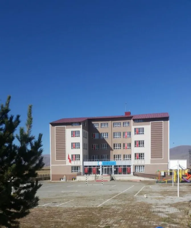 Ardahan Şehit Ömer Halisdemir İmam Hatip Ortaokulu - Ardahan Ortaokulları