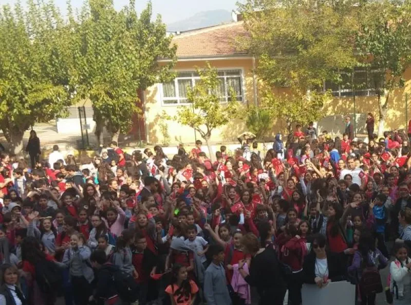 Aydın Doktor Fevzi-Mürüvet Uğuroğlu Ortaokulu - Aydın Ortaokulları