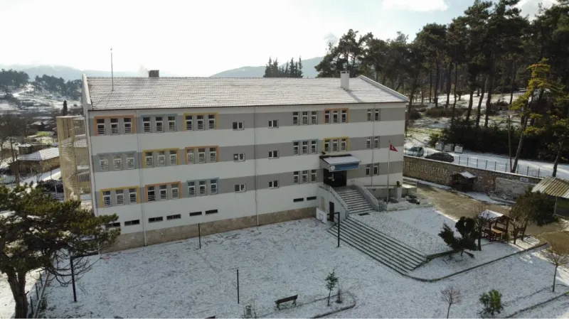Balıkesir Konakpınar Köyü Şehit Jandarma Başçavuş Erbu Serpan Ortaokulu - Balıkesir Ortaokulları