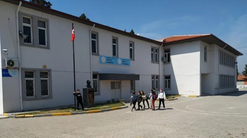 Balıkesir Balıklı Ortaokulu - Balıkesir Ortaokulları