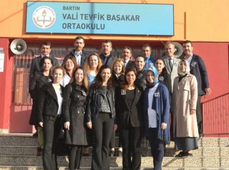 Bartın Vali Tevfik Başakar Ortaokulu - Bartın Ortaokulları