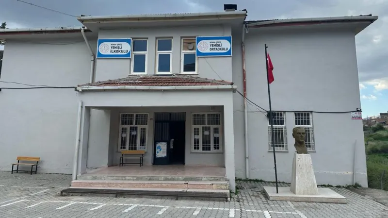 Batman Yemişli Ortaokulu - Batman Ortaokulları