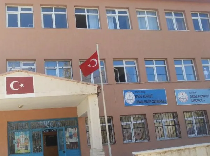 Bayburt Dede Korkut İmam Hatip Ortaokulu - Bayburt Ortaokulları