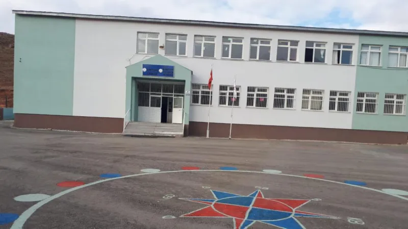 Bayburt Kırkpınar İmam Hatip Ortaokulu - Bayburt Ortaokulları