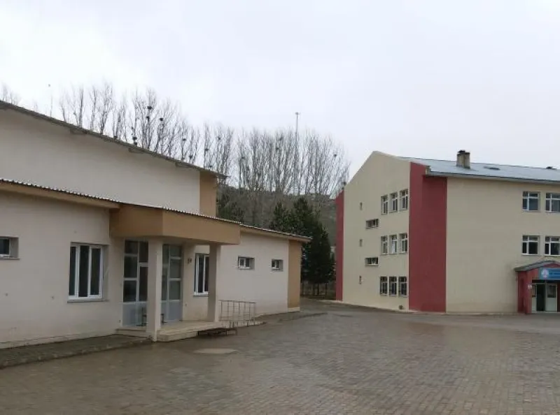 Bayburt Milli Eğitim Vakfı Konursu İmam Hatip Ortaokulu - Bayburt Ortaokulları