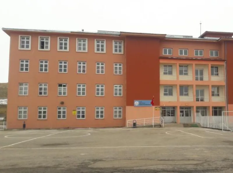 Bayburt Şair Celali  İmam Hatip Ortaokulu - Bayburt Ortaokulları
