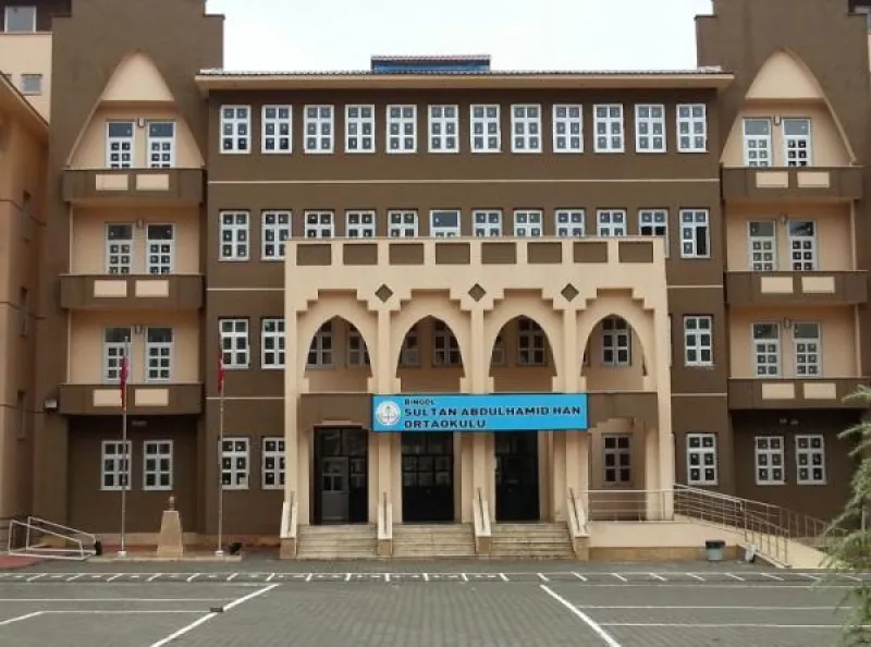 Bingöl Sultan Abdulhamid Han Ortaokulu - Bingöl Ortaokulları