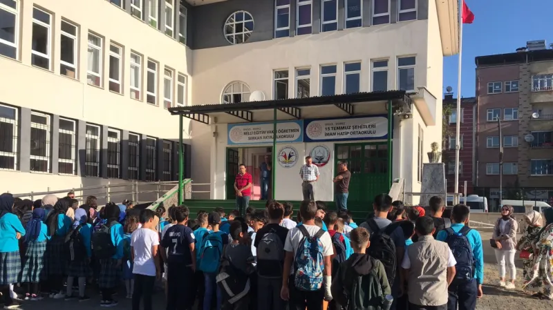 Bingöl 15 Temmuz Şehitleri İmam Hatip Ortaokulu - Bingöl Ortaokulları