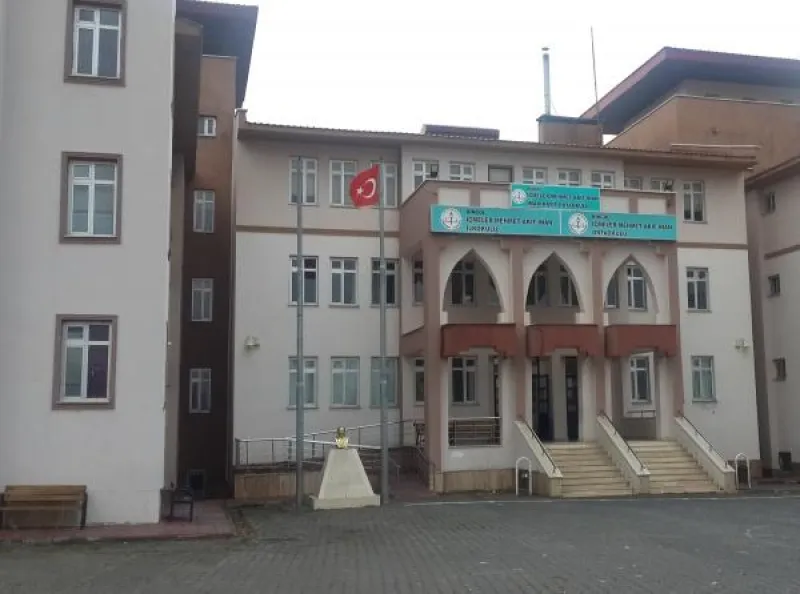Bingöl İçmeler Mehmet Akif İnan İmam Hatip Ortaokulu - Bingöl Ortaokulları