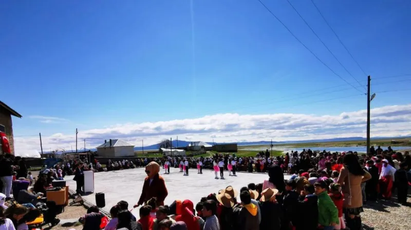 Bitlis Kavuştuk Köyü Ortaokulu - Bitlis Ortaokulları
