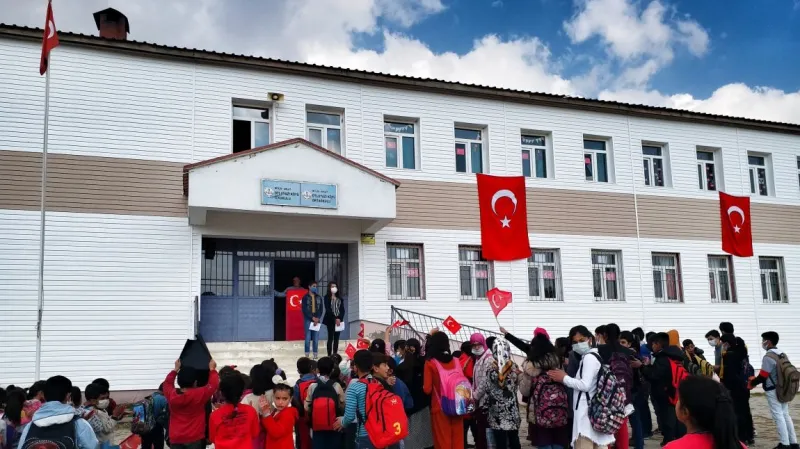 Bitlis Otluyazı Ortaokulu - Bitlis Ortaokulları