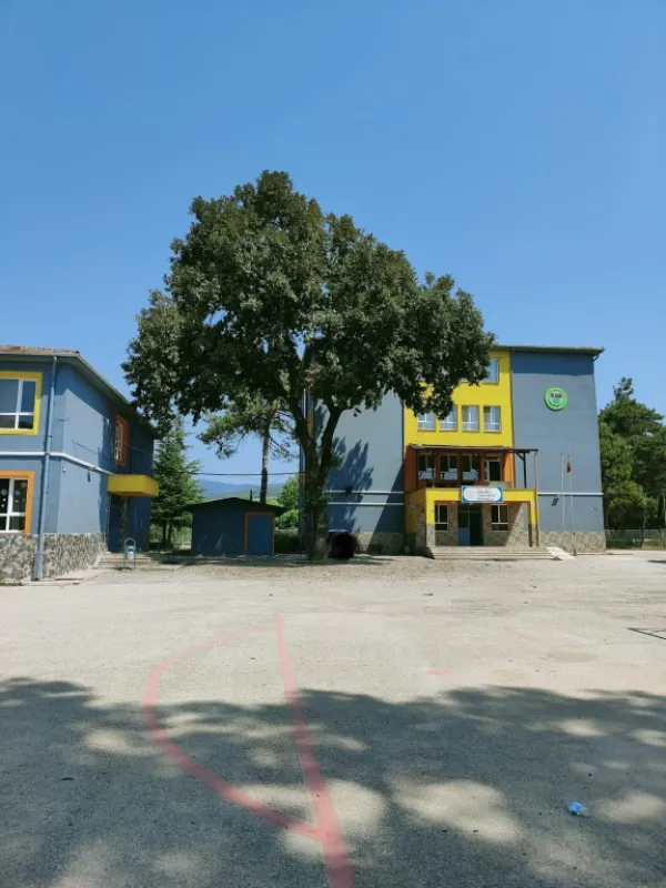 Bursa Kurşunlu Cumhuriyet Ortaokulu - Bursa Ortaokulları