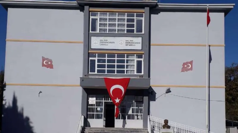 Bursa Eskikaracakaya Ortaokulu - Bursa Ortaokulları