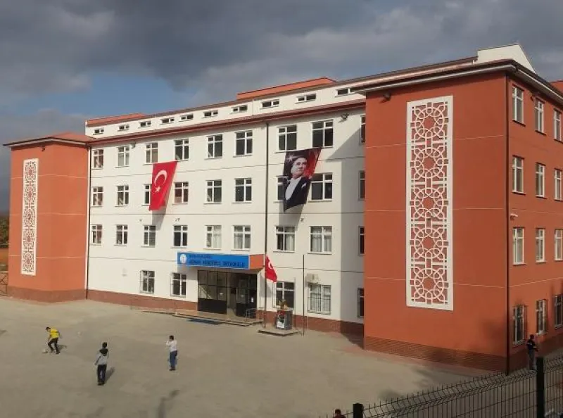 Bursa Adnan Menderes Ortaokulu - Bursa Ortaokulları