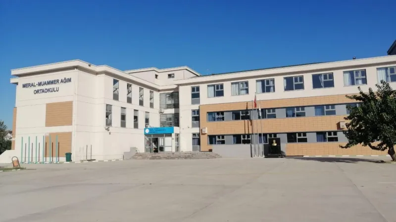 Bursa Meral-Muammer Ağım Ortaokulu - Bursa Ortaokulları