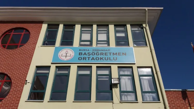 Bursa Başöğretmen Ortaokulu - Bursa Ortaokulları