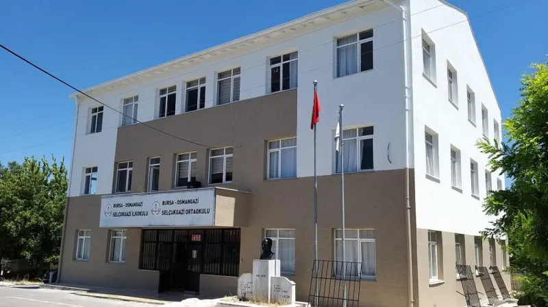 Bursa Selçukgazi Ortaokulu - Bursa Ortaokulları