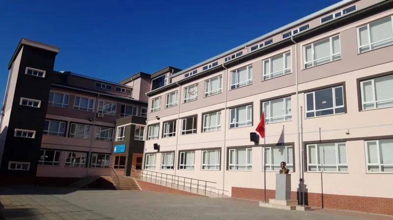 Bursa Şehit Sinan Acar Ortaokulu - Bursa Ortaokulları
