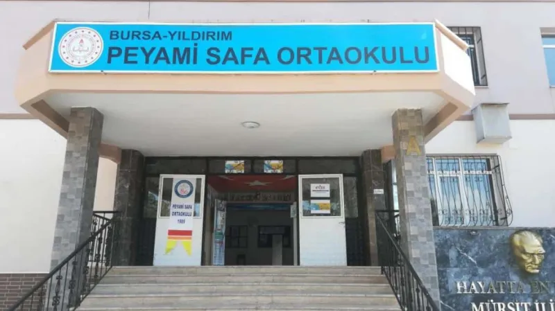 Bursa Peyami Safa Ortaokulu - Bursa Ortaokulları