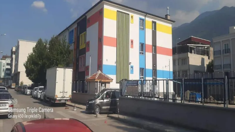 Bursa Yıldırım Belediyesi İmam Hatip Ortaokulu - Bursa Ortaokulları