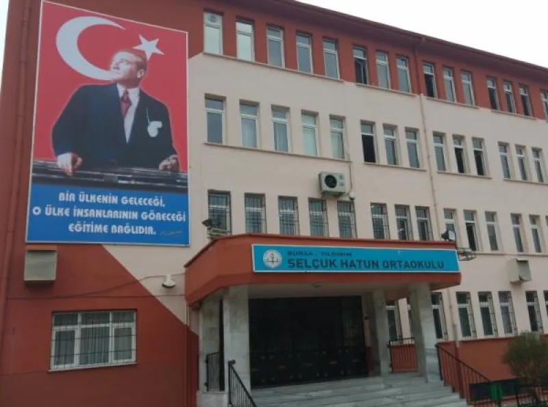 Bursa Selçuk Hatun Ortaokulu - Bursa Ortaokulları