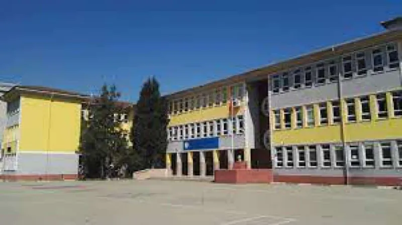 Bursa Şehit Piyade Er Rahim Keskin Ortaokulu - Bursa Ortaokulları