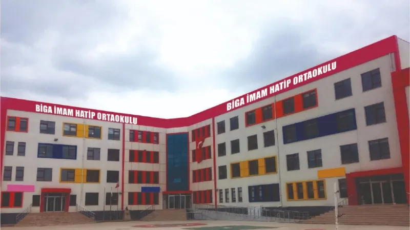 Şehit Yarbay Raif Necdet Hoşgör İmam Hatip Ortaokulu Fotoğrafı