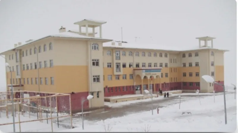 Çorum Şehit Mustafa Avcu İmam Hatip Ortaokulu - Çorum Ortaokulları