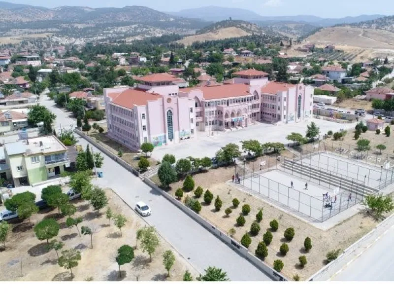 Denizli Irlıganlı Şehit Piyade Onbaşı Bayram Güzel Ortaokulu - Denizli Ortaokulları