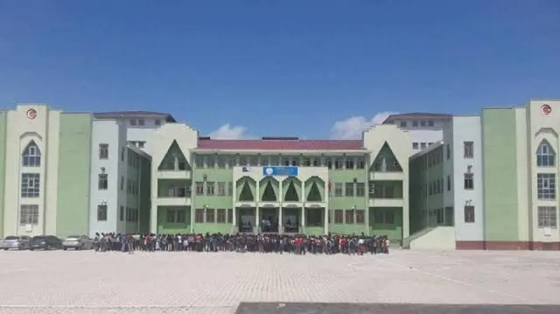 Diyarbakır Ahmedi Hani İmam Hatip Ortaokulu - Diyarbakır Ortaokulları