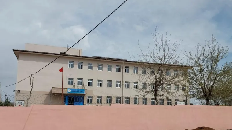 Diyarbakır Aşağı Konak Ortaokulu - Diyarbakır Ortaokulları