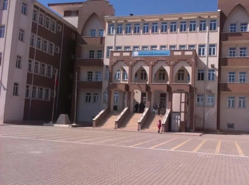 Diyarbakır Rıdvan Süer Ortaokulu - Diyarbakır Ortaokulları