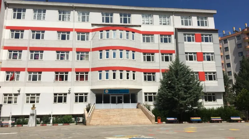 Diyarbakır Huzurevleri İmam Hatip Ortaokulu - Diyarbakır Ortaokulları